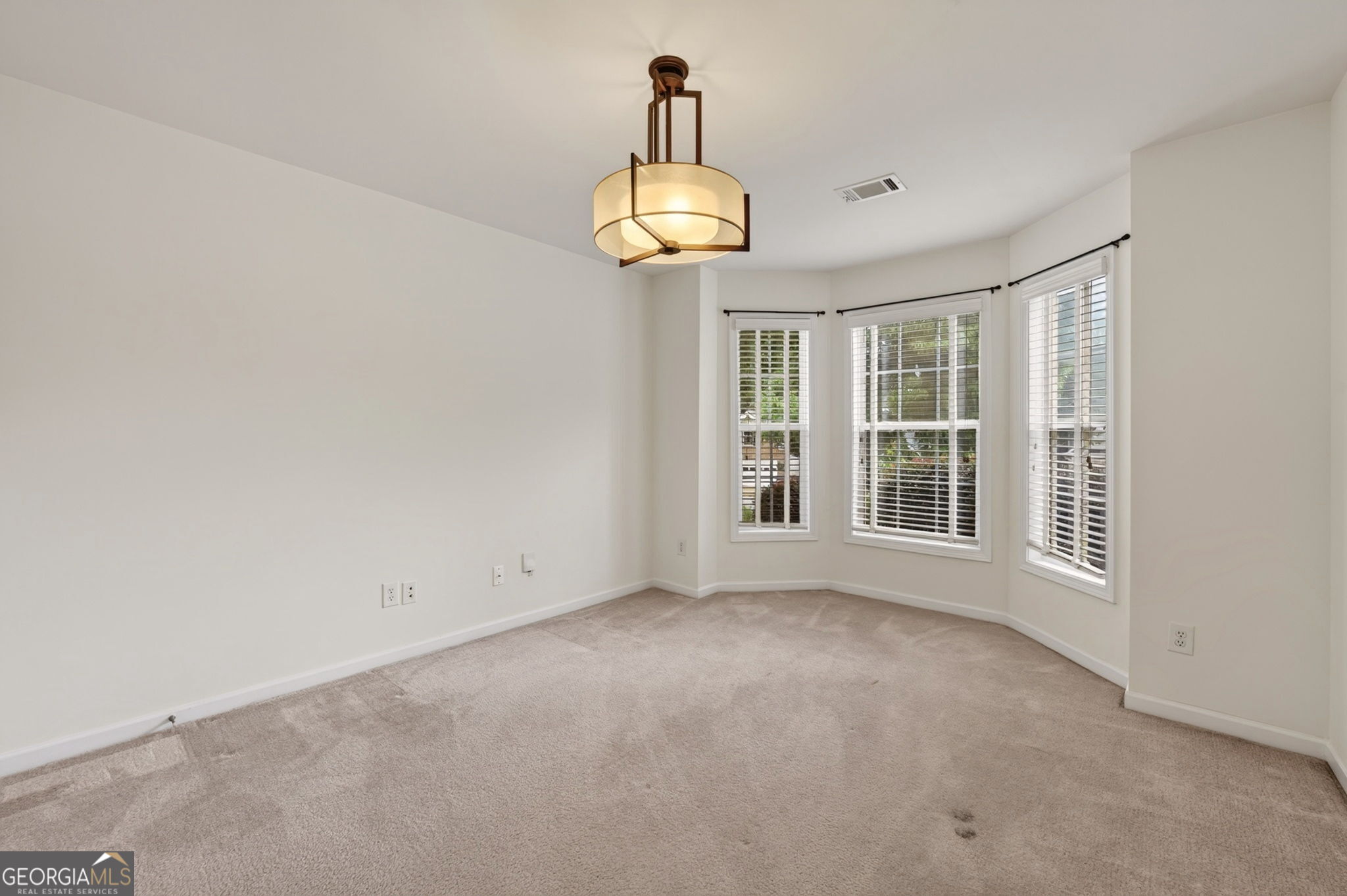 306 Reliance Way Property Photo 35