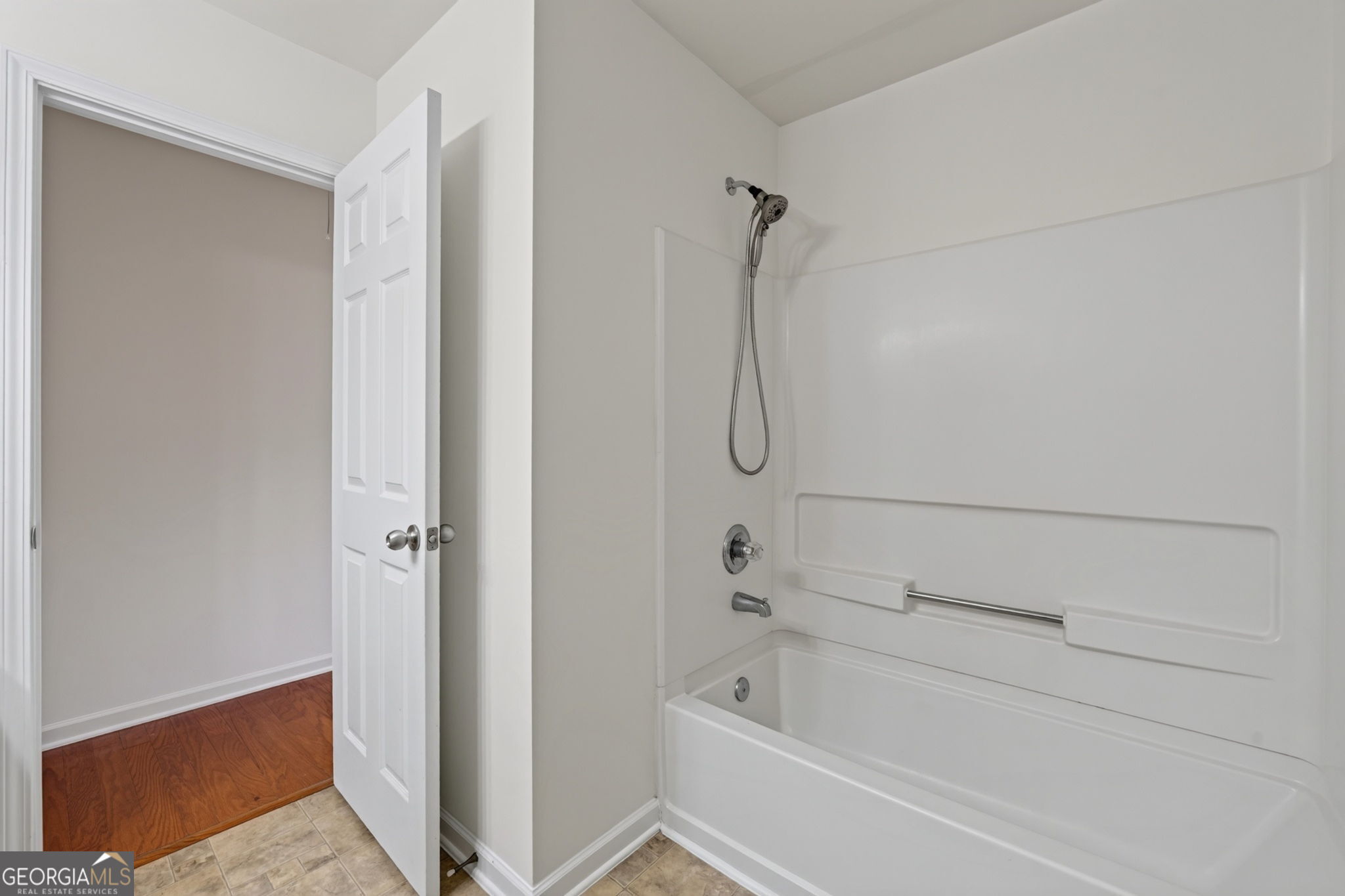 306 Reliance Way Property Photo 36