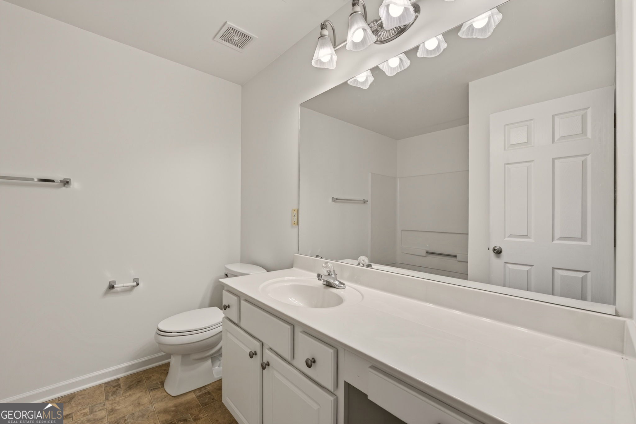 306 Reliance Way Property Photo 37