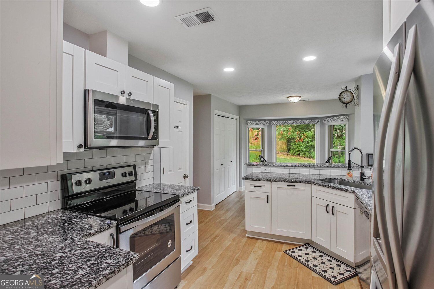 6420 Windsor Trace Drive # 6420 Property Photo 3