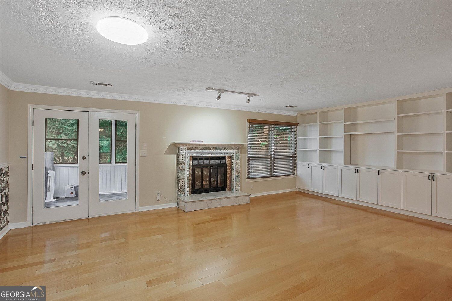 6420 Windsor Trace Drive # 6420 Property Photo 8