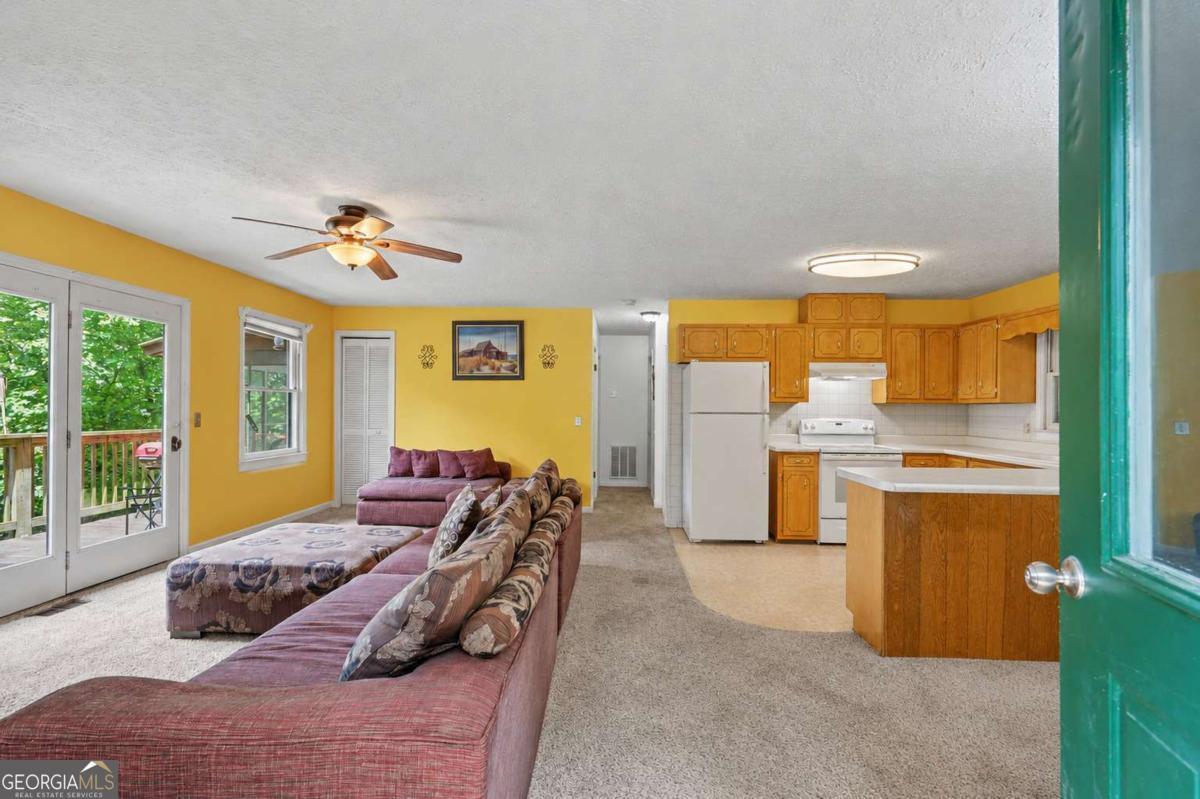 574 Bachelors Button Drive Property Photo 4