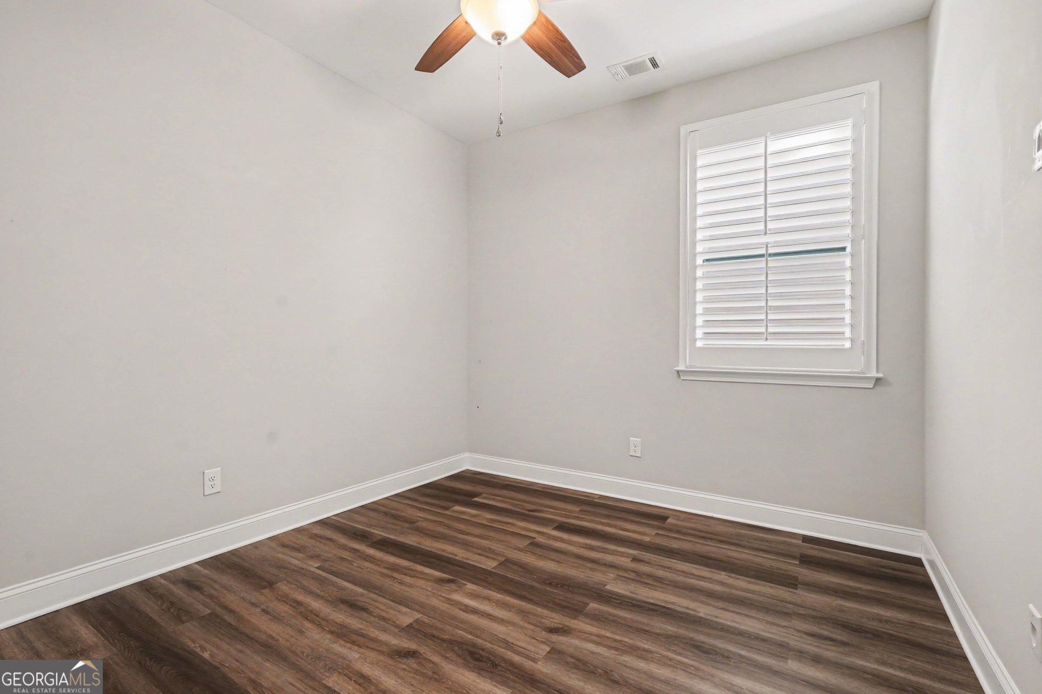 577 Barlow Place Property Photo 23