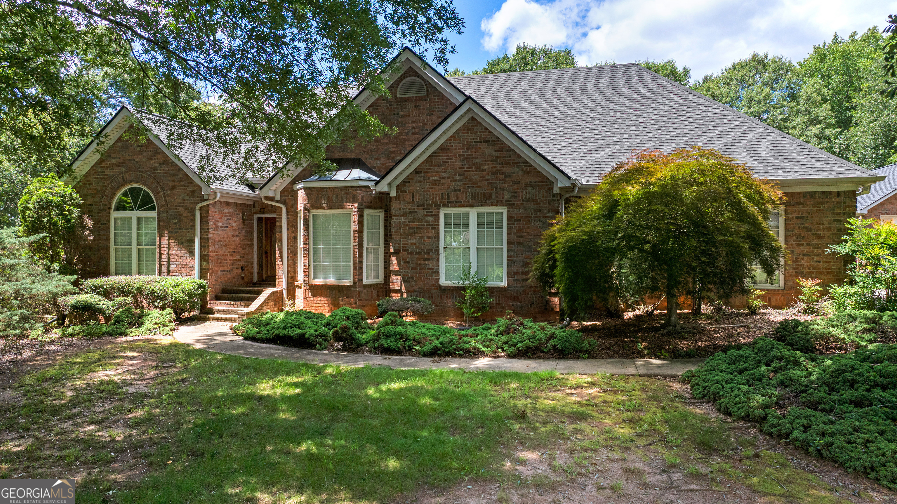 100 Moonview Place Property Photo 1