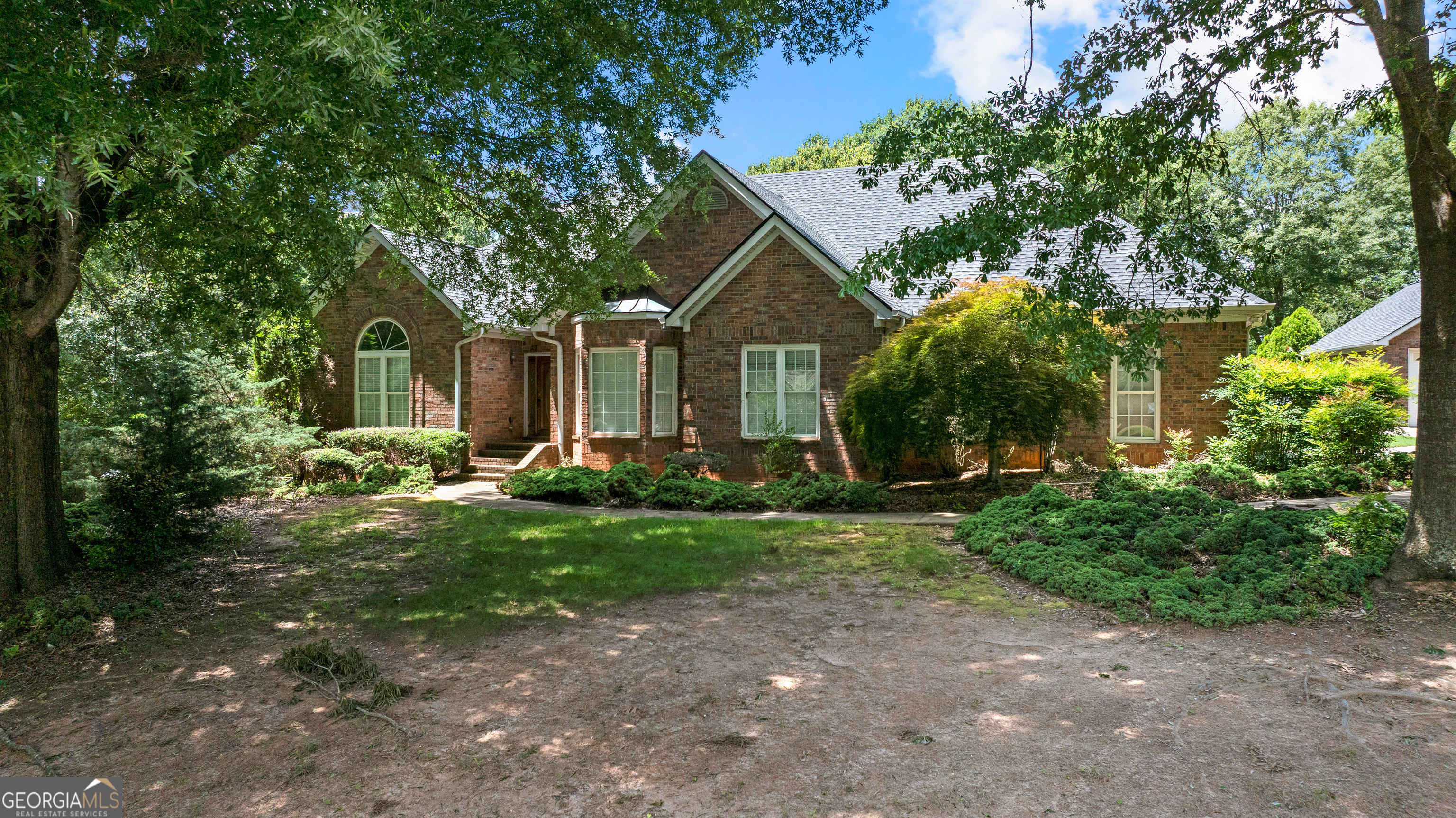 100 Moonview Place Property Photo 4