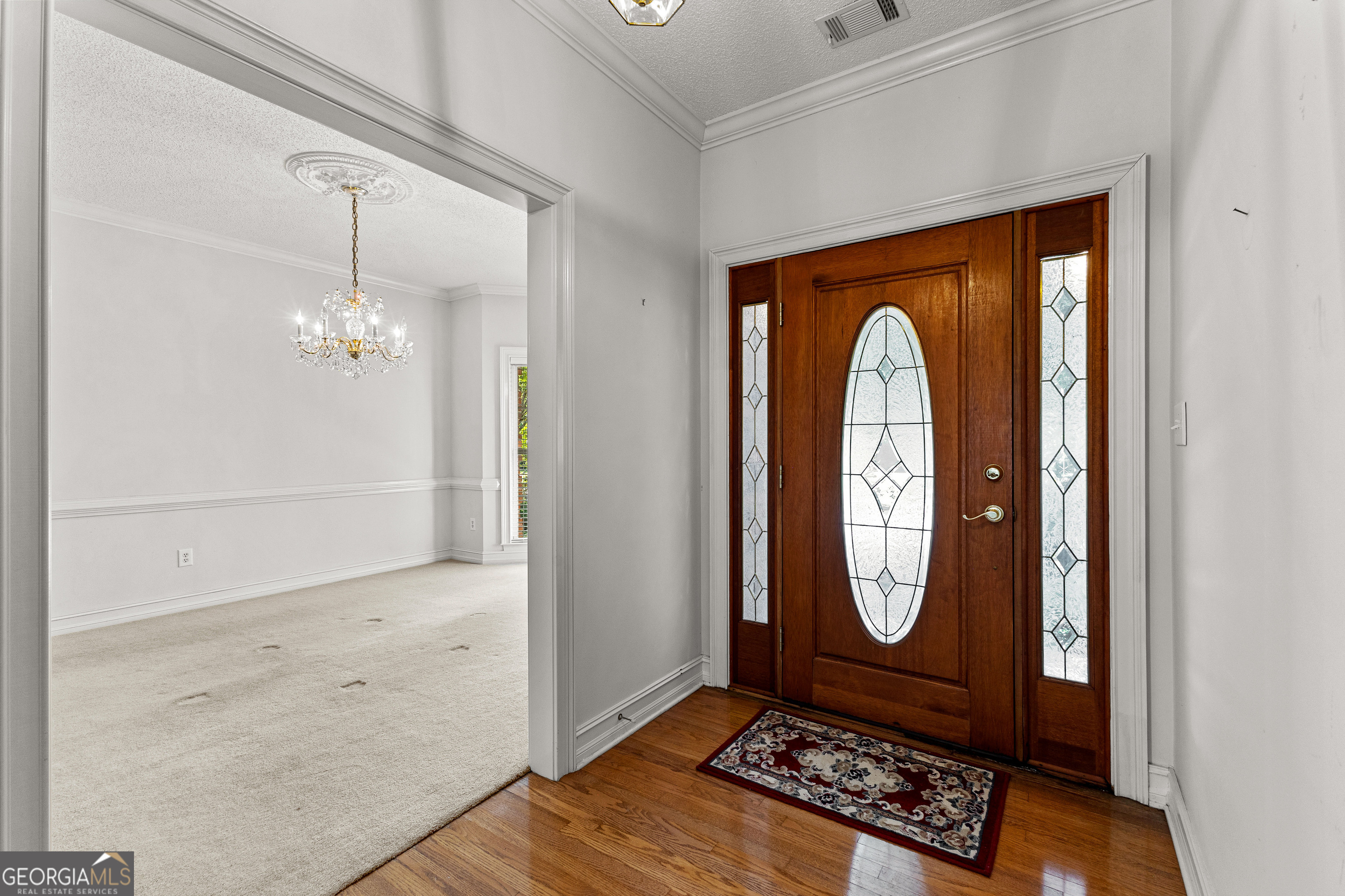 100 Moonview Place Property Photo 8