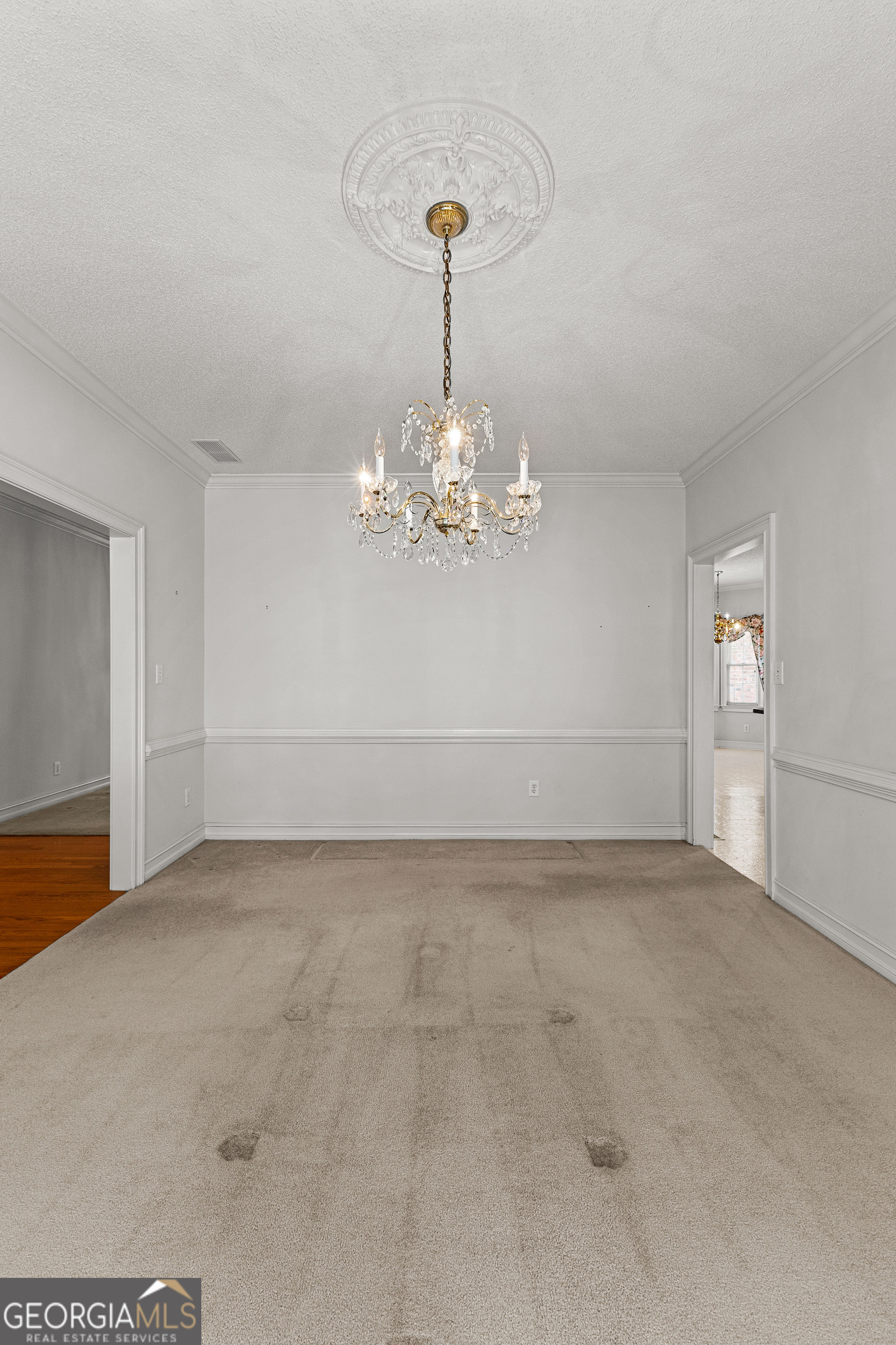 100 Moonview Place Property Photo 11