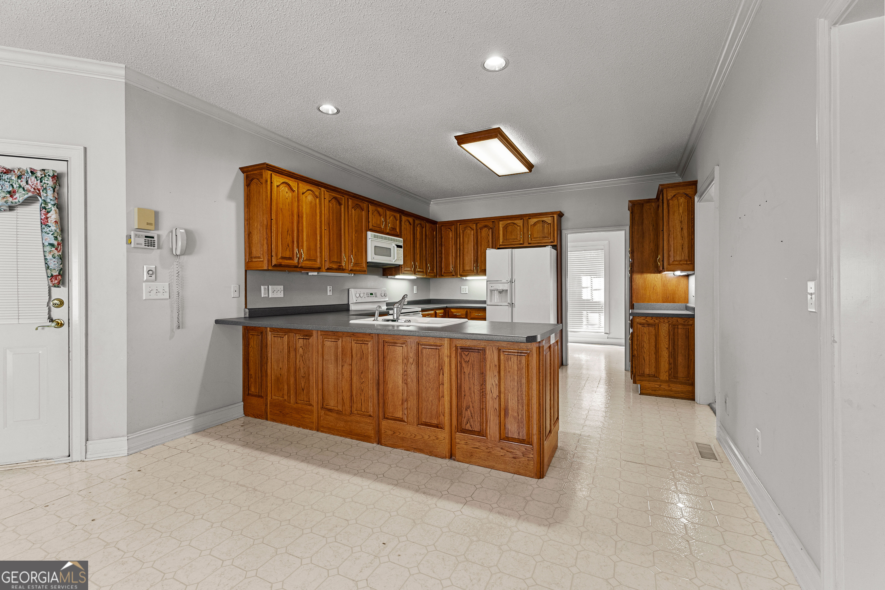 100 Moonview Place Property Photo 18