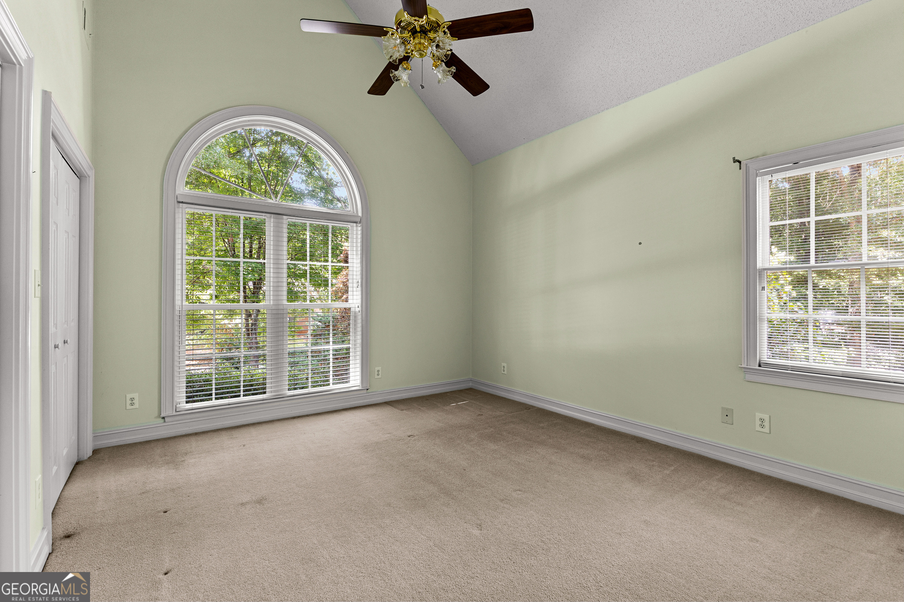 100 Moonview Place Property Photo 38