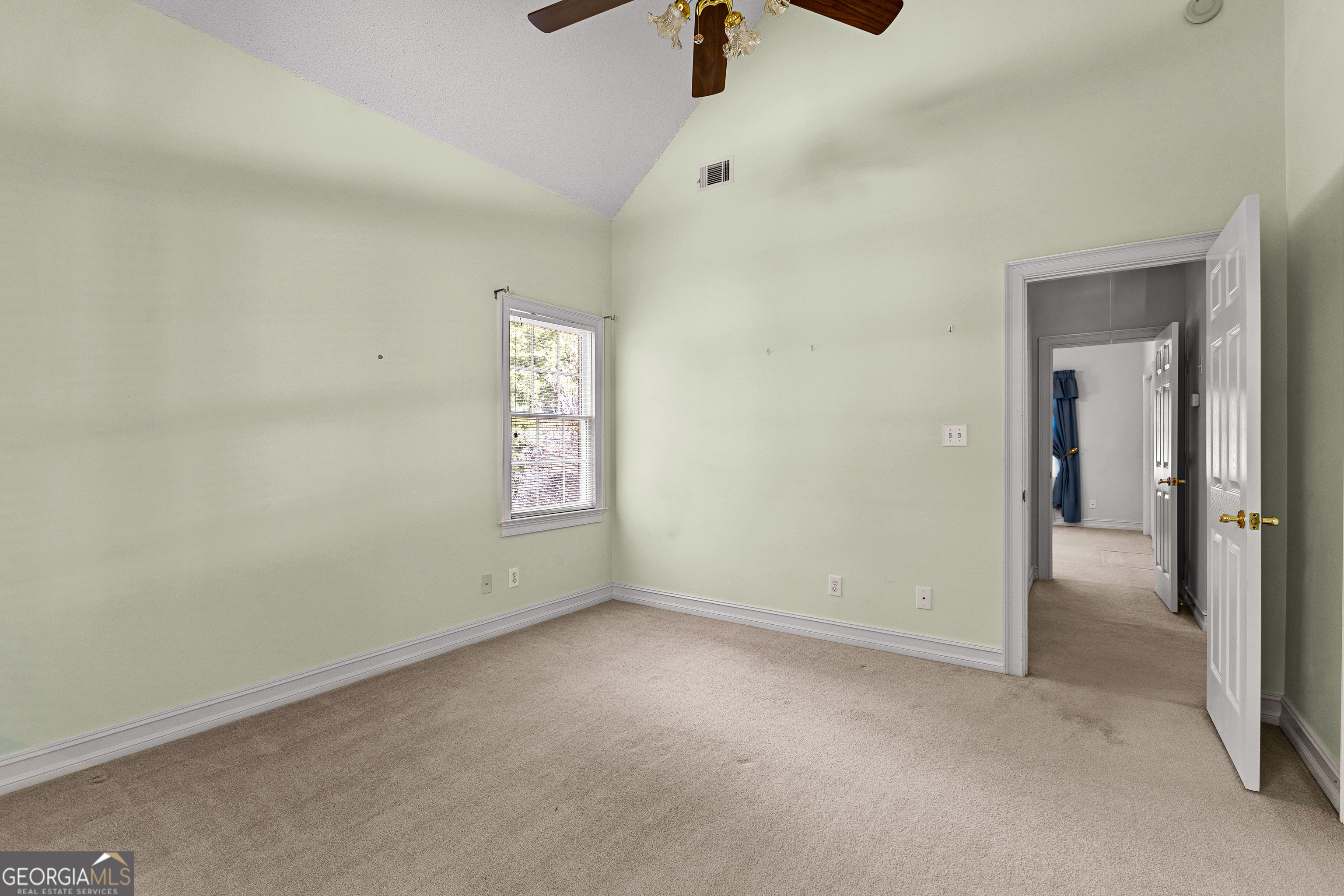 100 Moonview Place Property Photo 40
