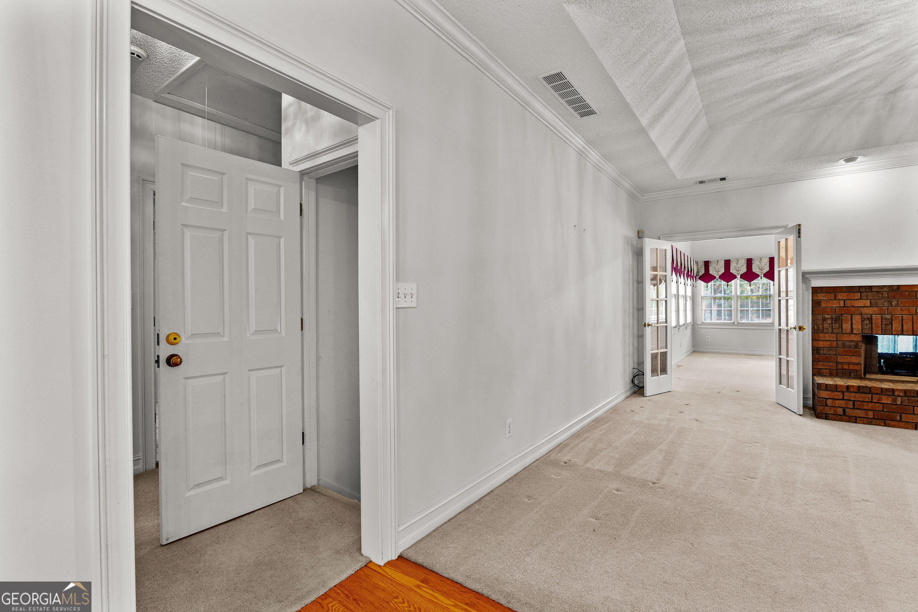 100 Moonview Place Property Photo 45