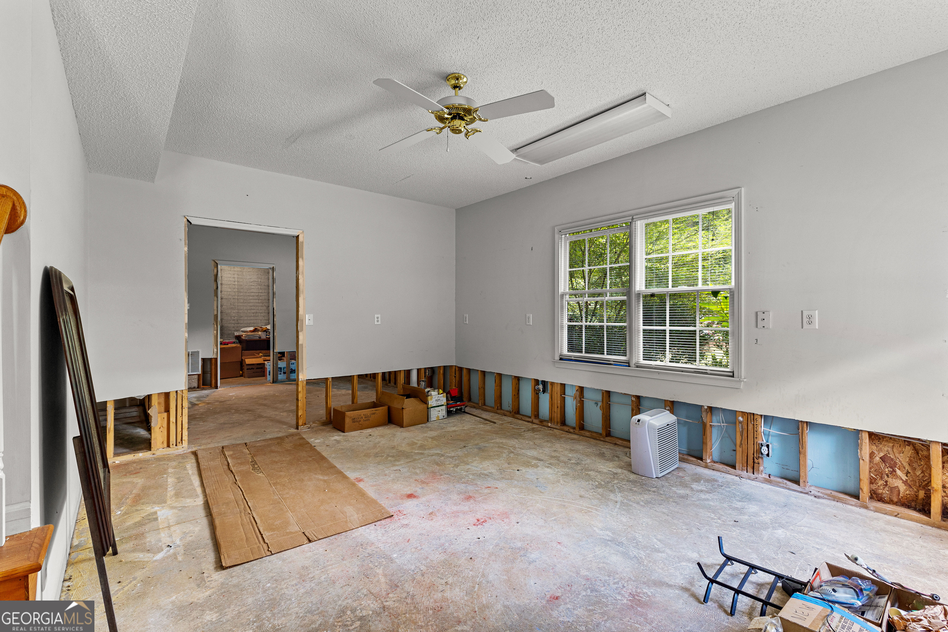 100 Moonview Place Property Photo 46