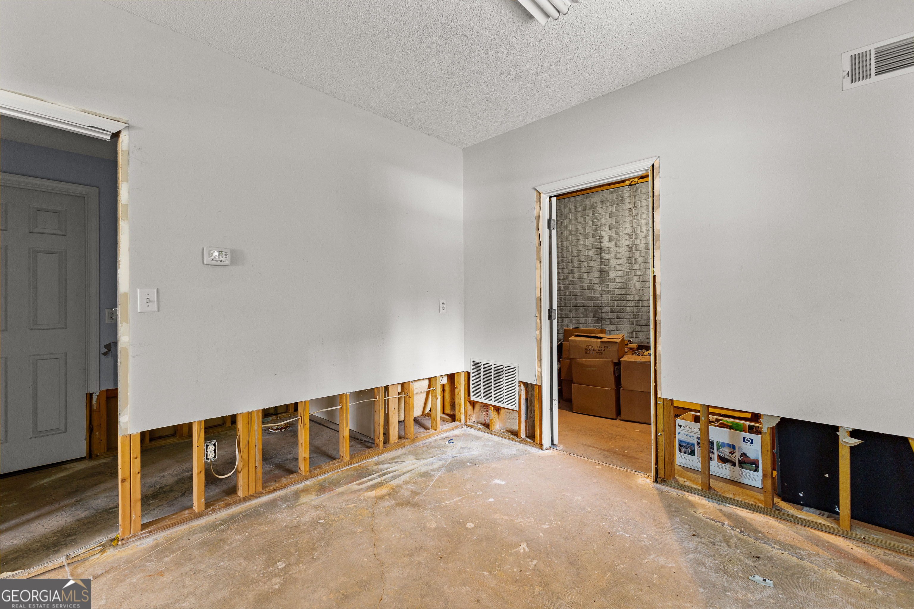 100 Moonview Place Property Photo 47
