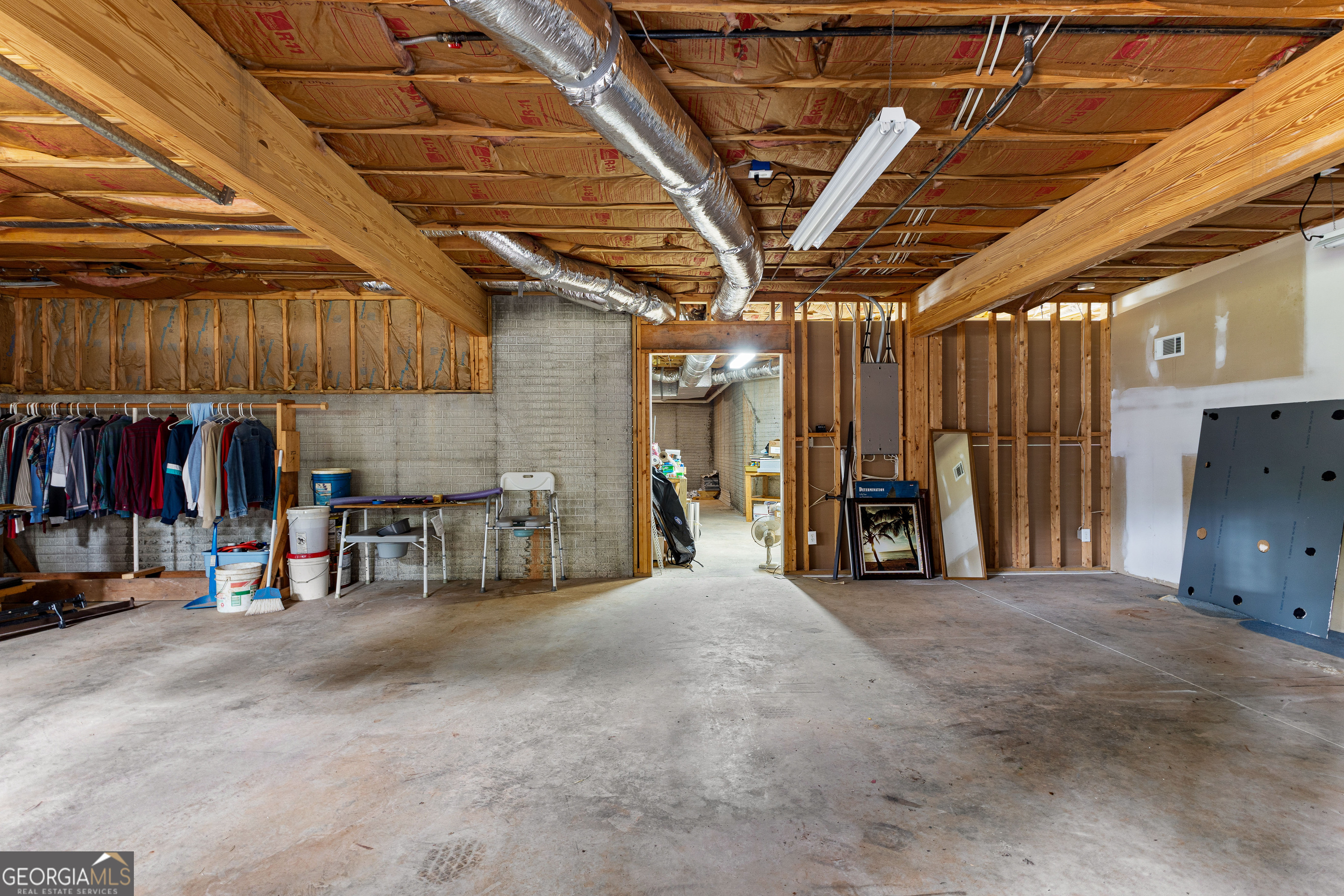 100 Moonview Place Property Photo 49