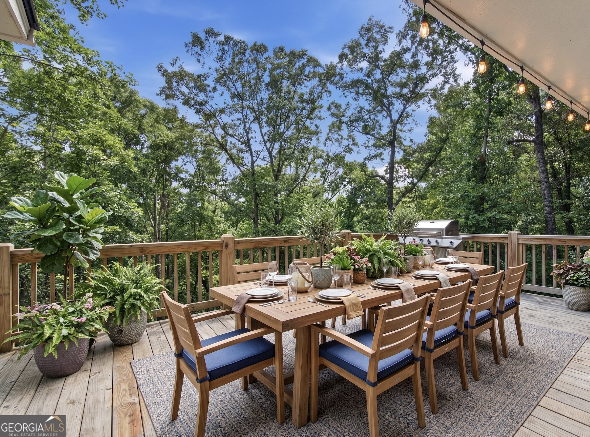 2251 Skyline Drive Property Photo 7