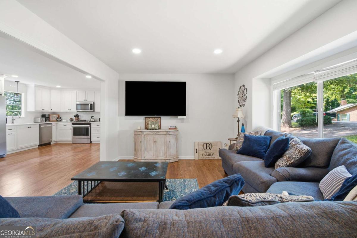 2251 Skyline Drive Property Photo 18