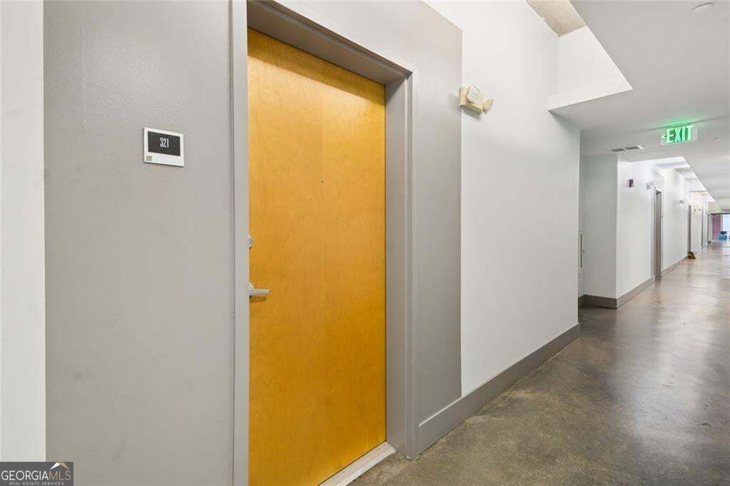 245 N Highland Avenue Ne # 321 Property Photo 6