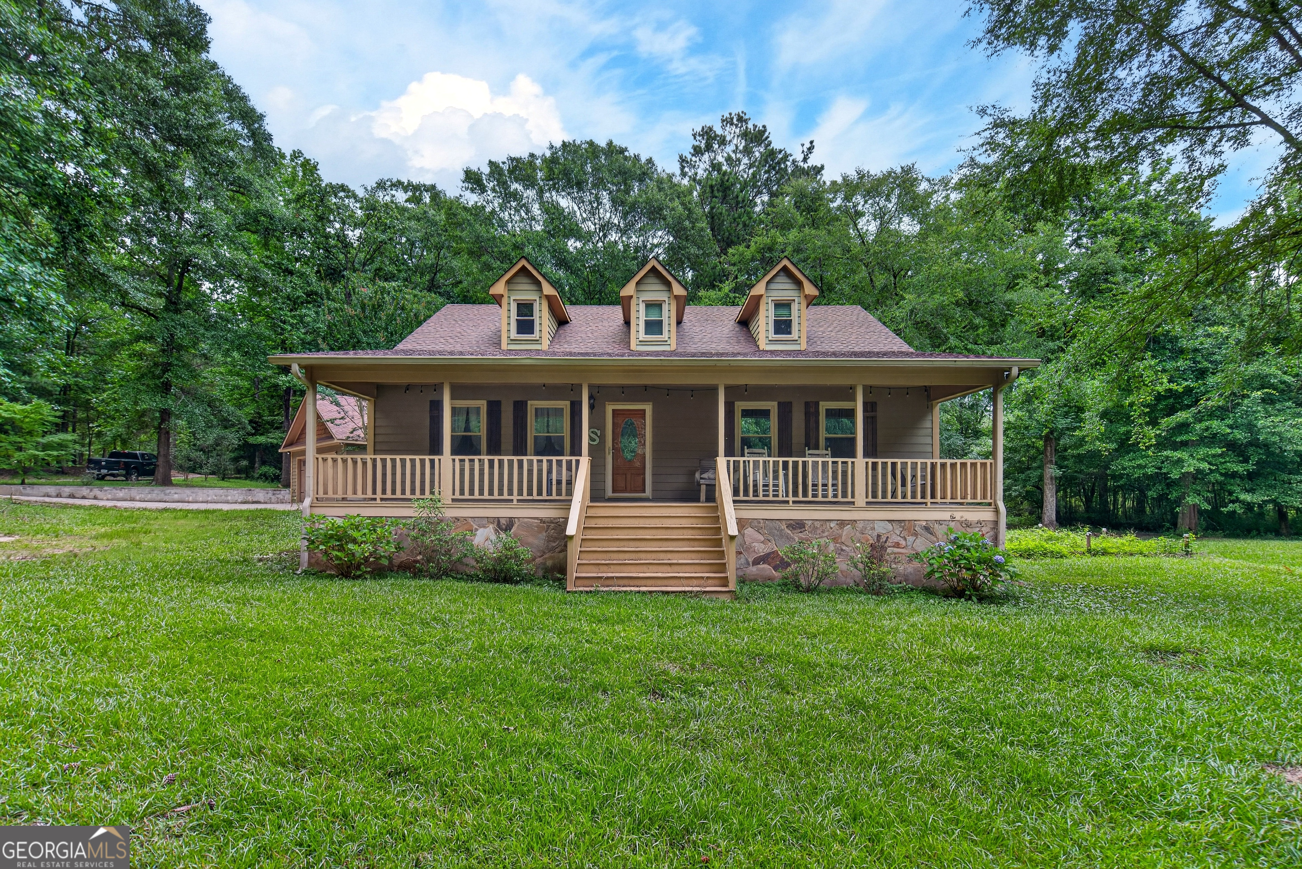 697 John Lovelace Road Property Photo 7