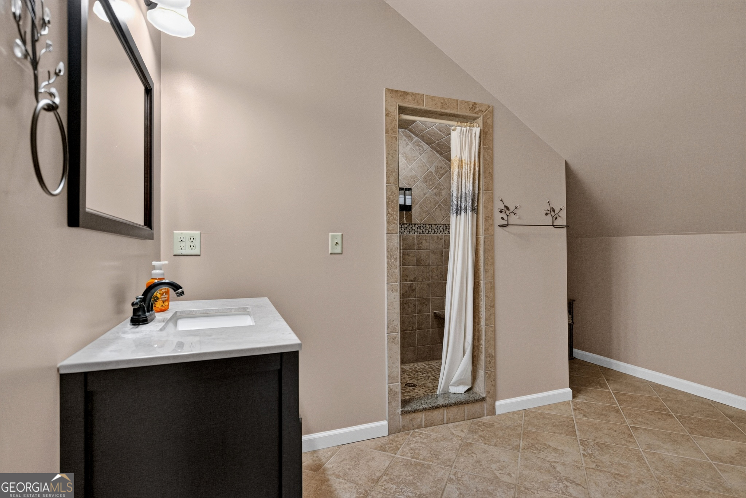 697 John Lovelace Road Property Photo 28