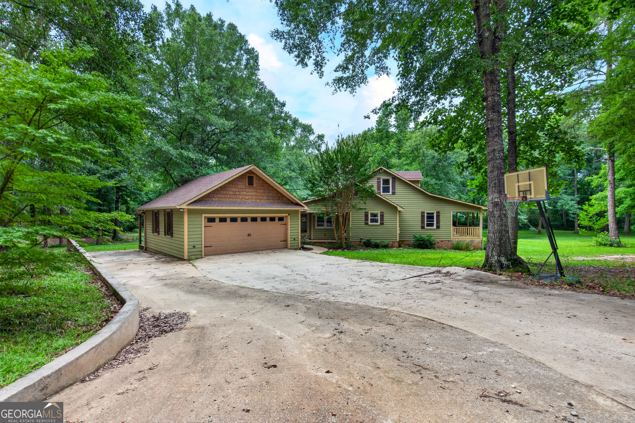 697 John Lovelace Road Property Photo 34