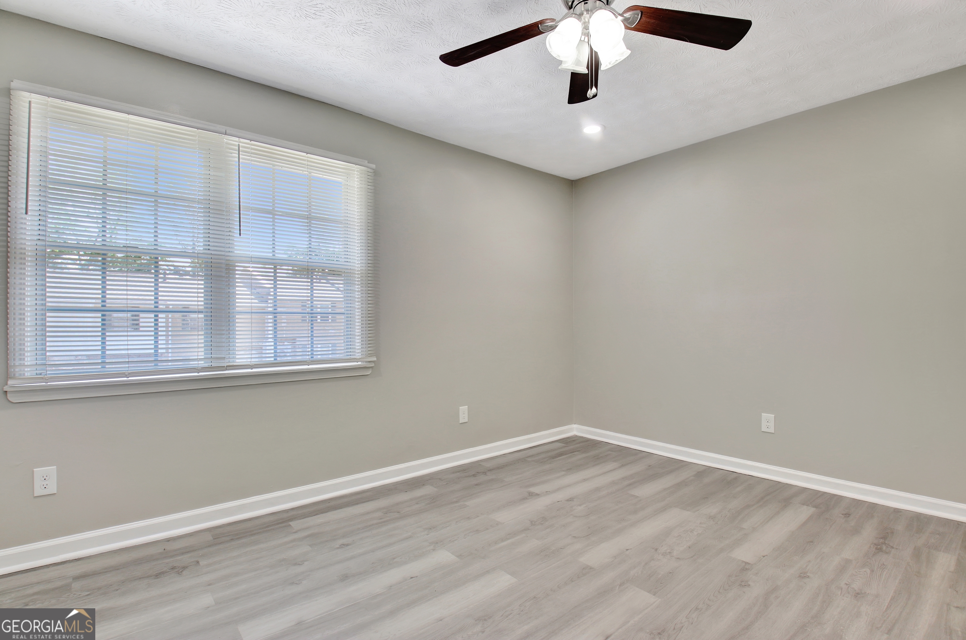 501 Carlton Road # 5e Property Photo 26