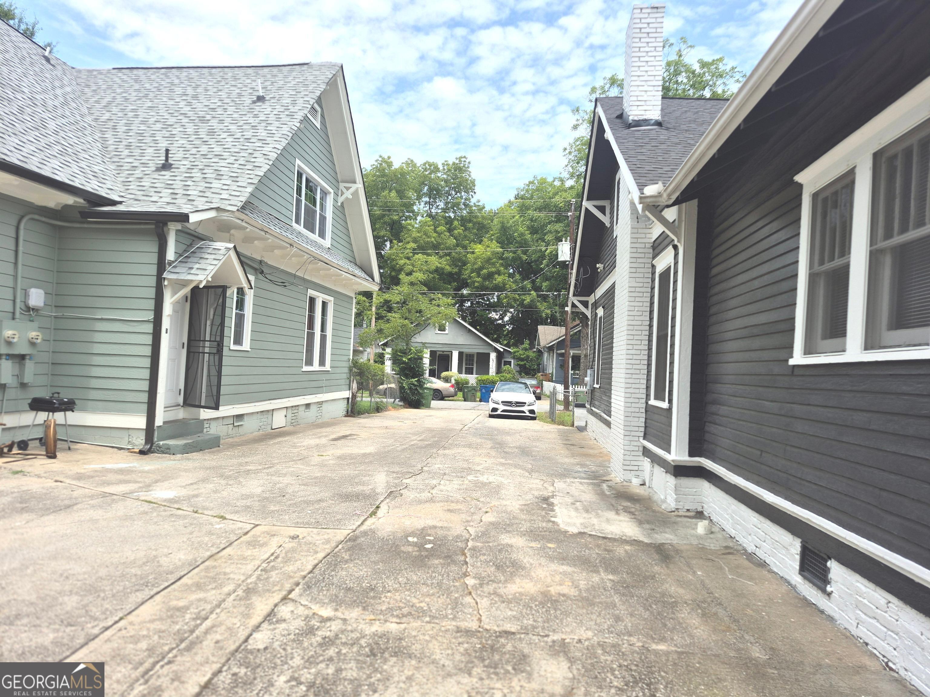 1078 Arlington Avenue Sw Property Photo 3