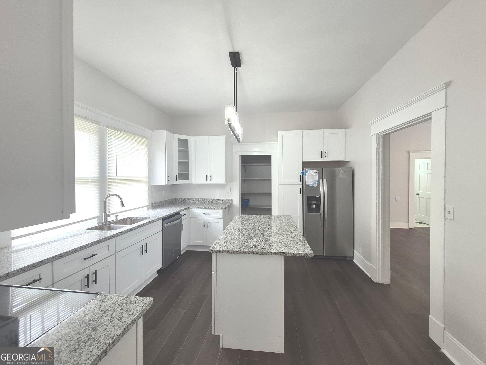 1078 Arlington Avenue Sw Property Photo 16