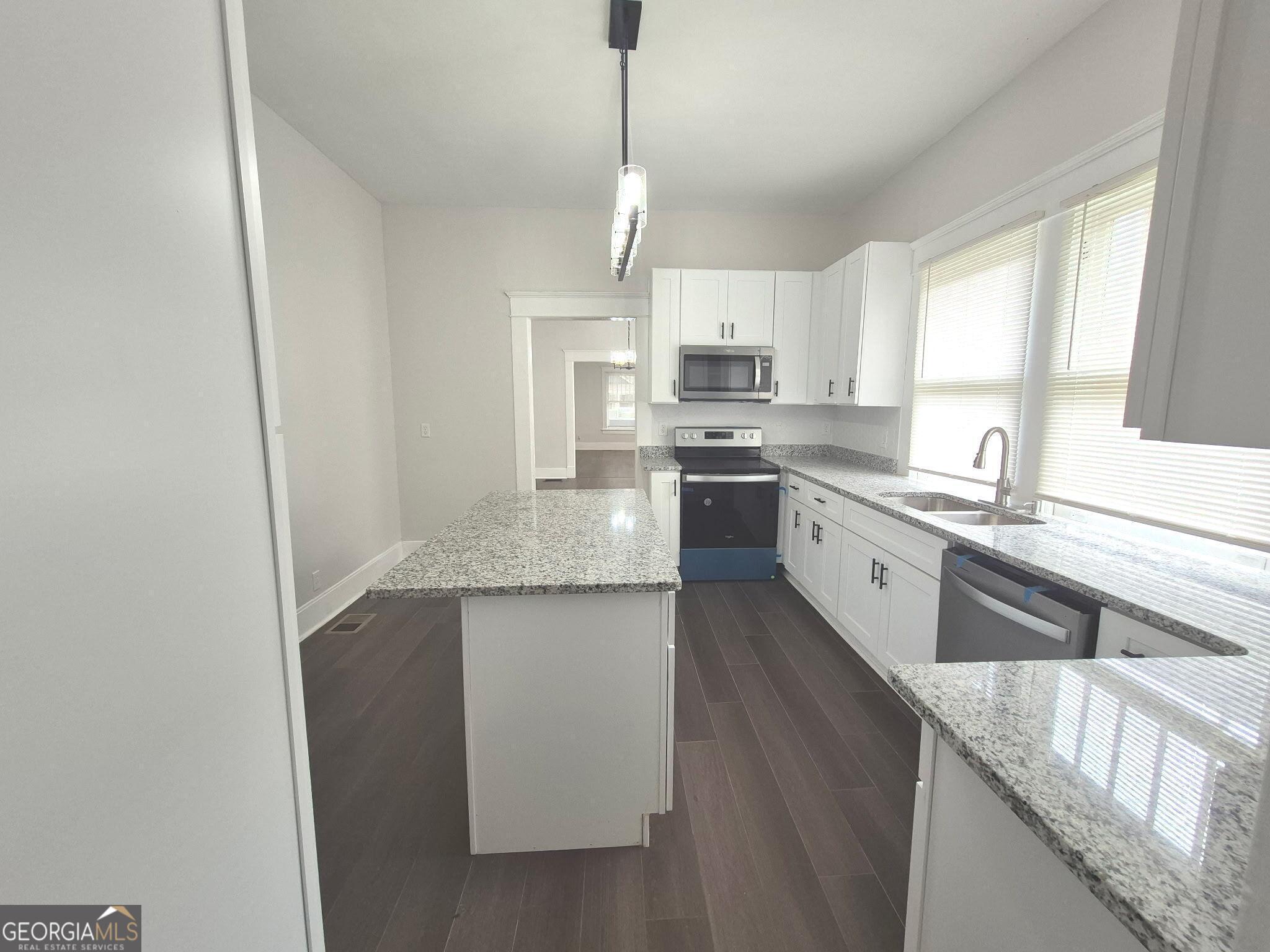 1078 Arlington Avenue Sw Property Photo 17