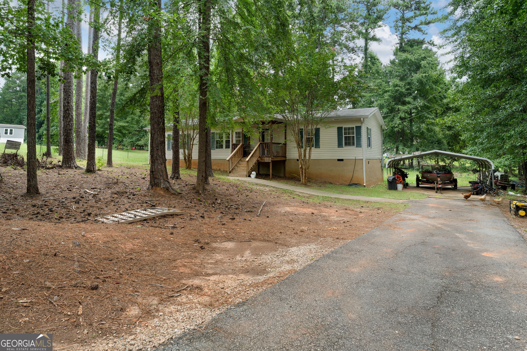 108 Rock Lake Court Property Photo 3