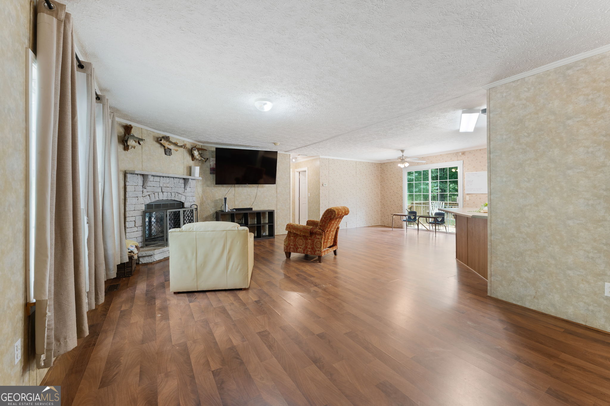 108 Rock Lake Court Property Photo 9