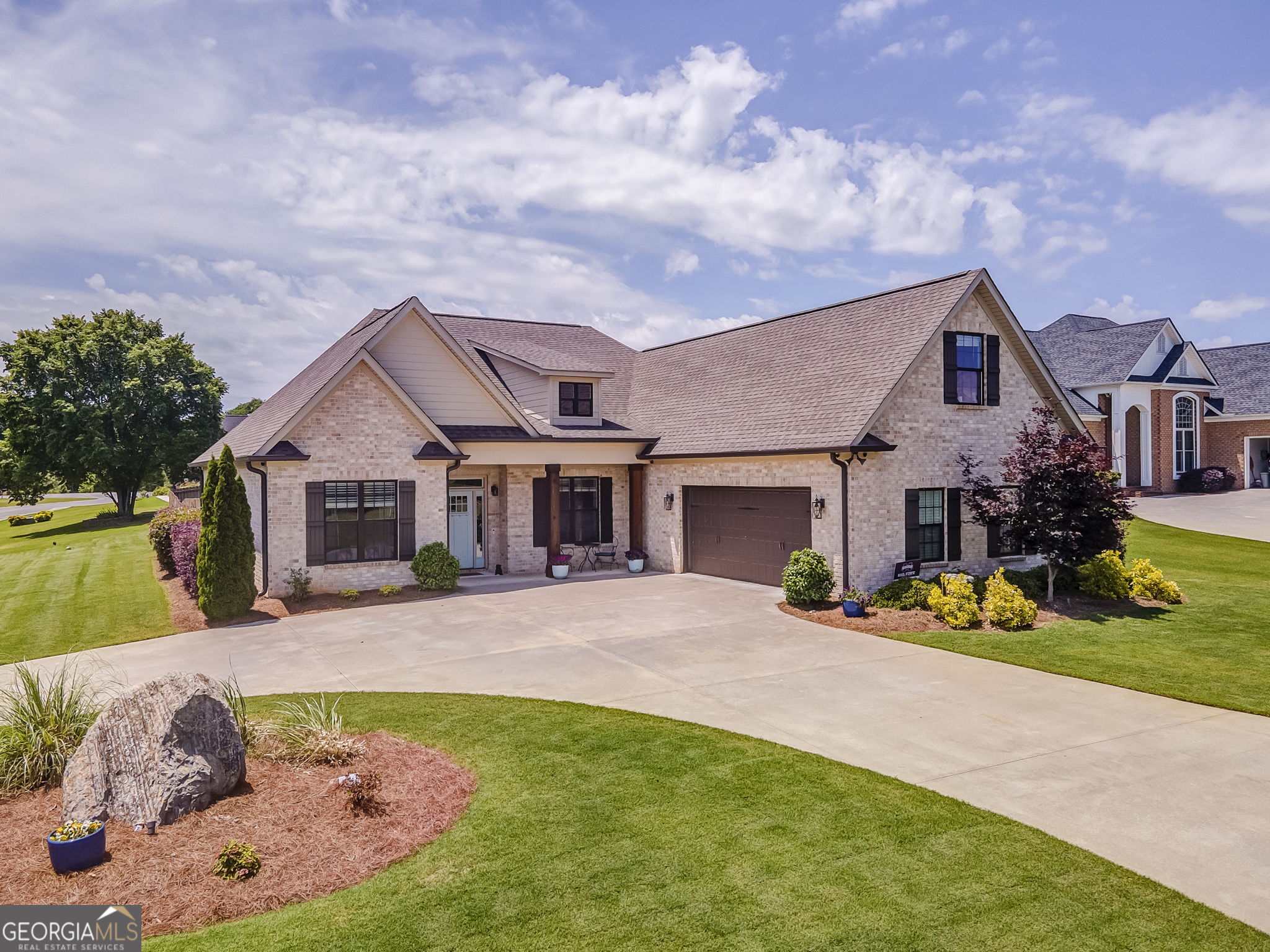 109 Mountain Laurel Property Photo 1