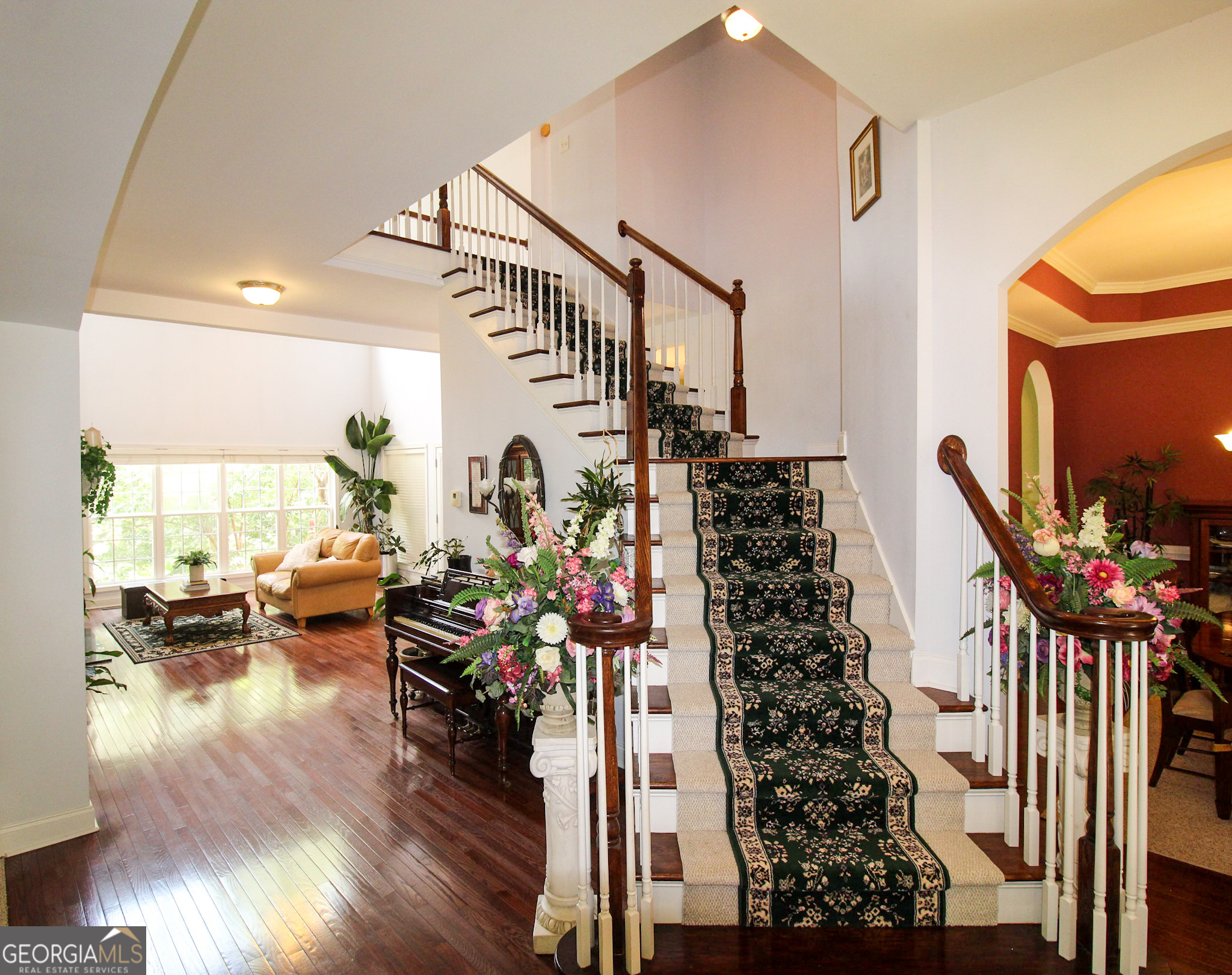 12216 Edgewater Drive Property Photo 9