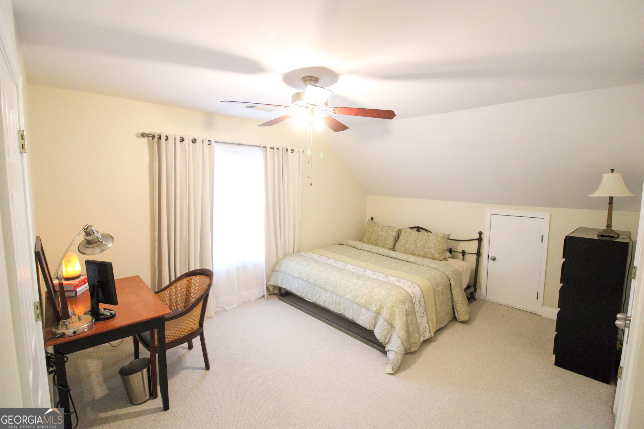 12216 Edgewater Drive Property Photo 31