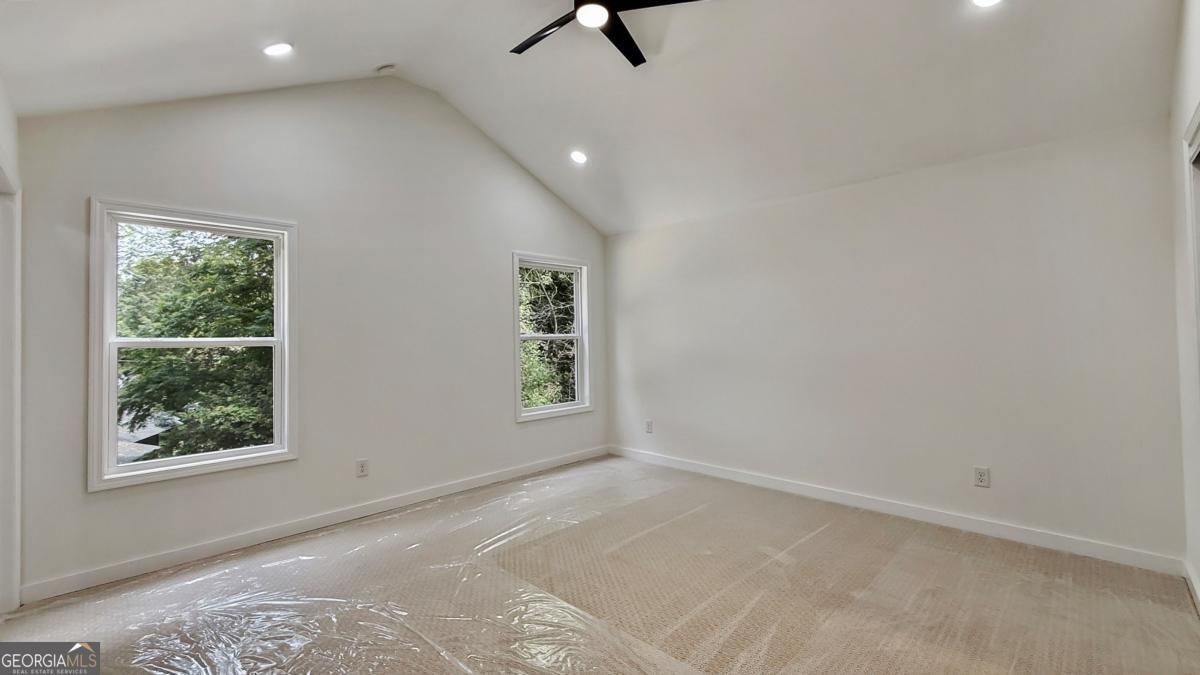 10 Roseway Circle Ne Property Photo 13