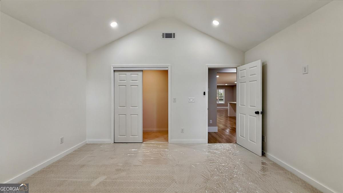 10 Roseway Circle Ne Property Photo 15