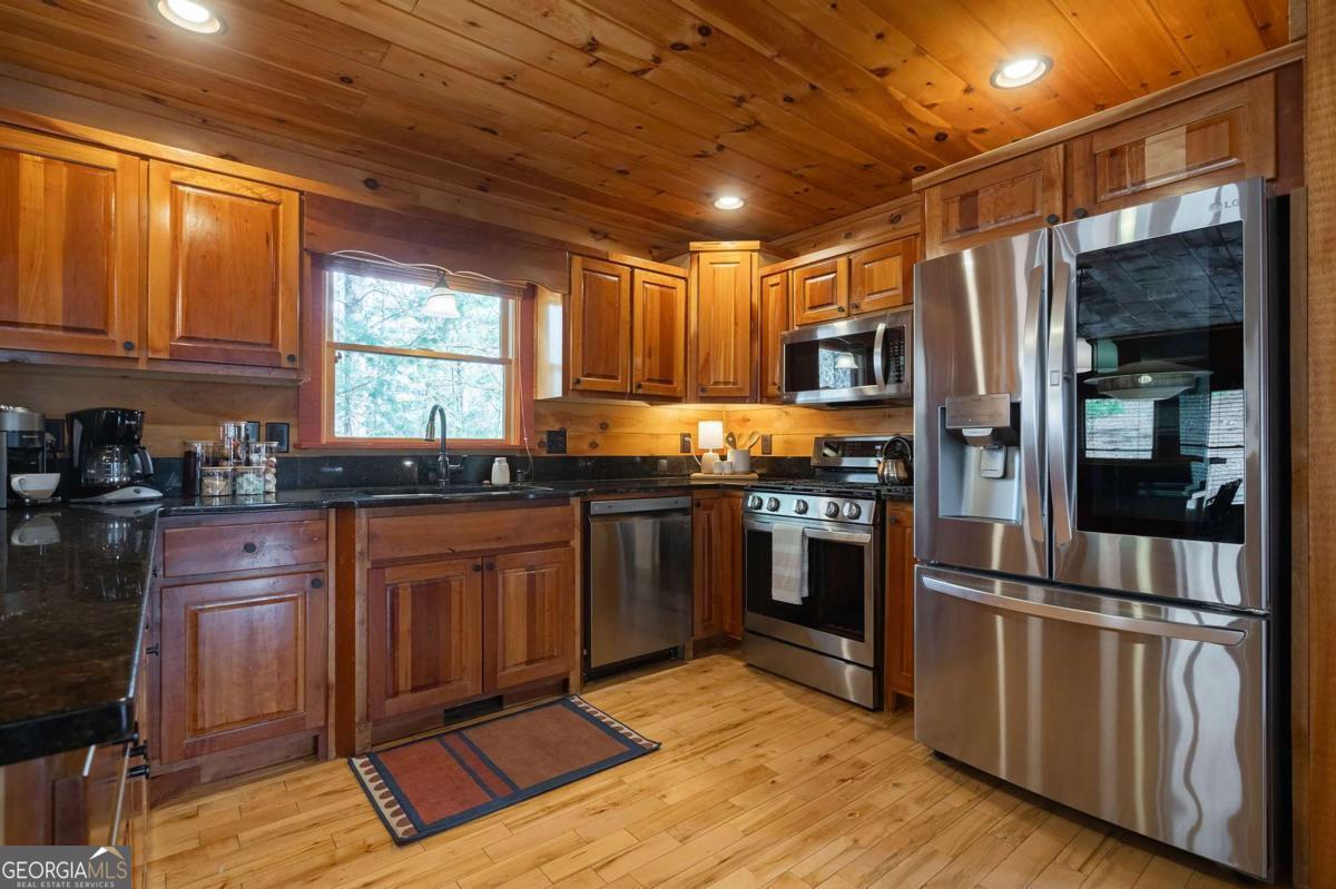 430 Settlement Road Property Photo 14