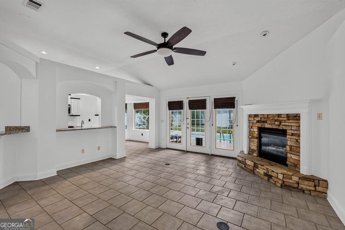 200 Eagle Boulevard Property Photo 4