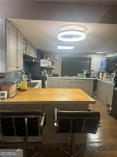 123 Spring Street Property Photo 6