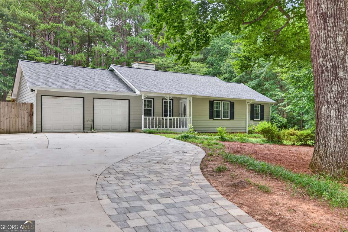 3735 Creekwood Drive Property Photo 1