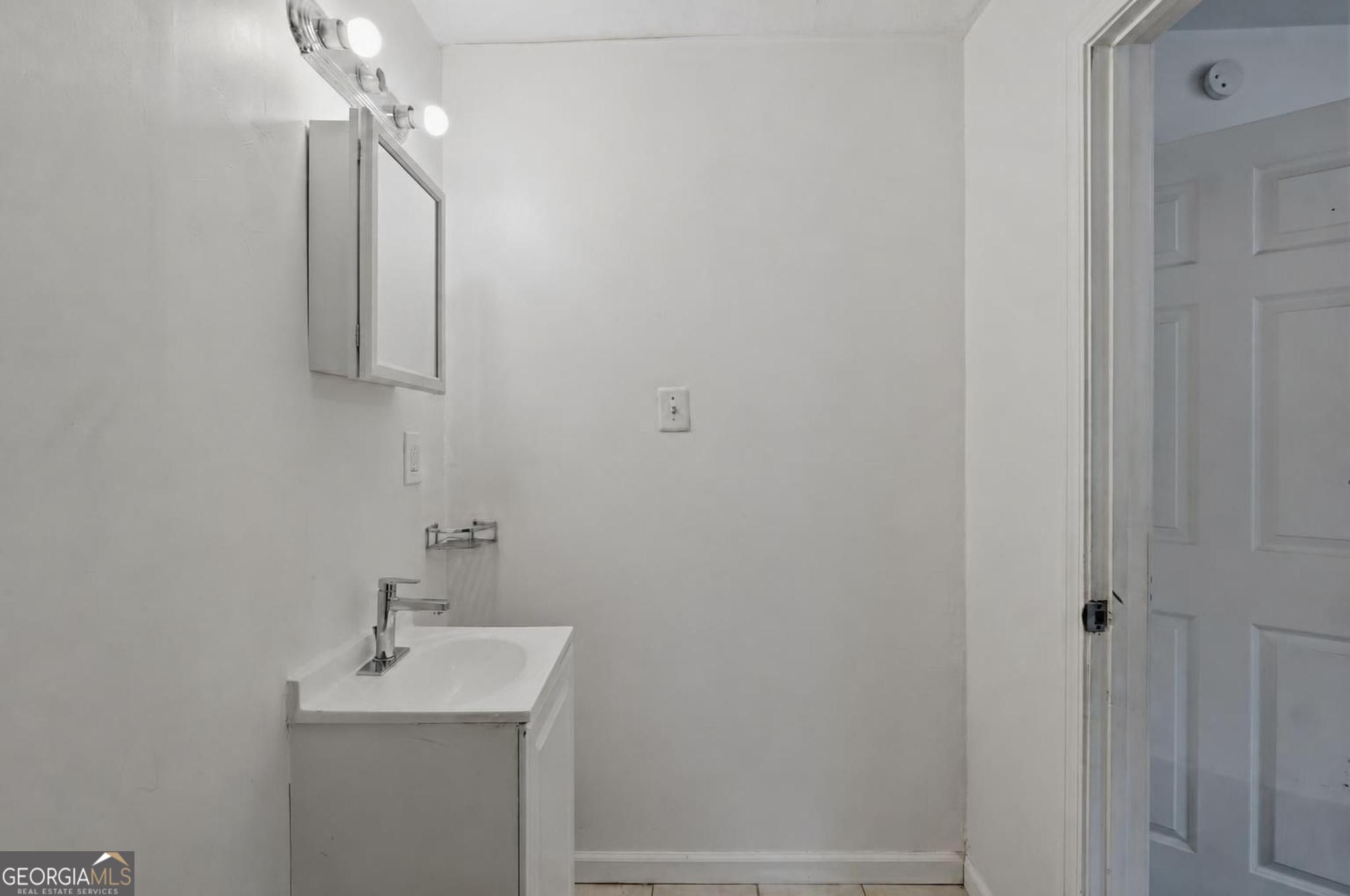 6135 Holiday Boulevard Property Photo 6
