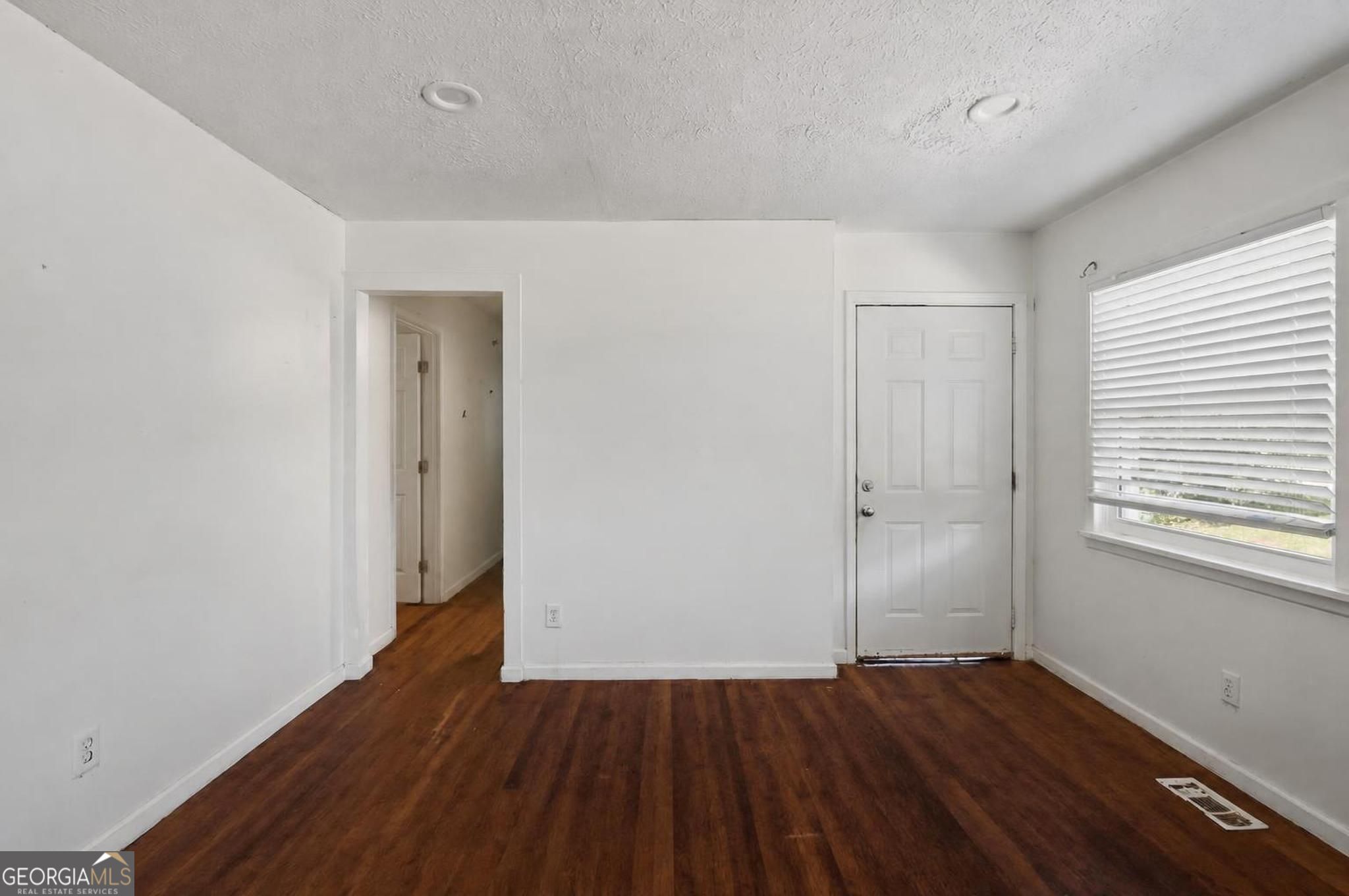 6135 Holiday Boulevard Property Photo 15