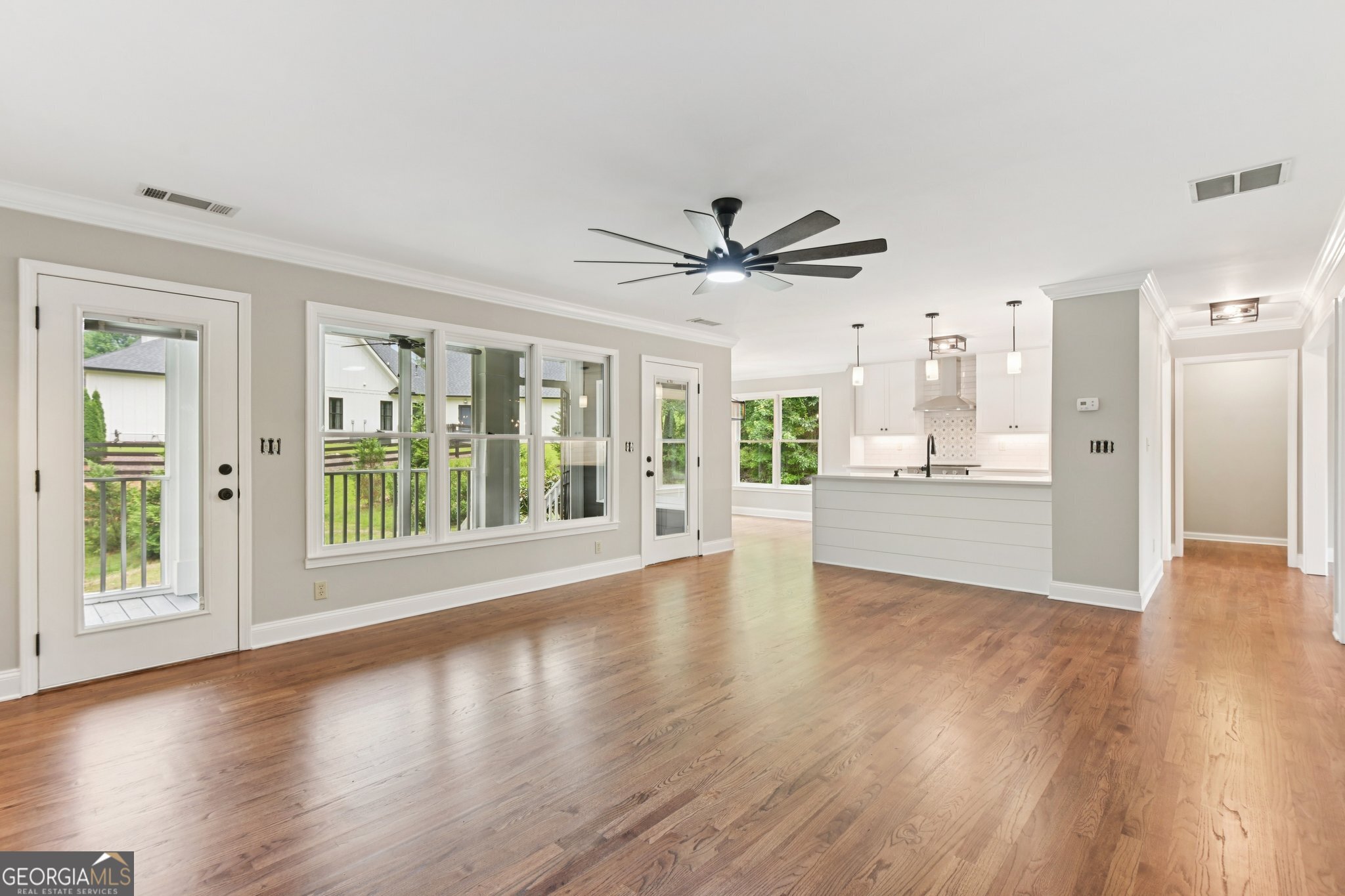 1660 Stoney Point Road Property Photo 11