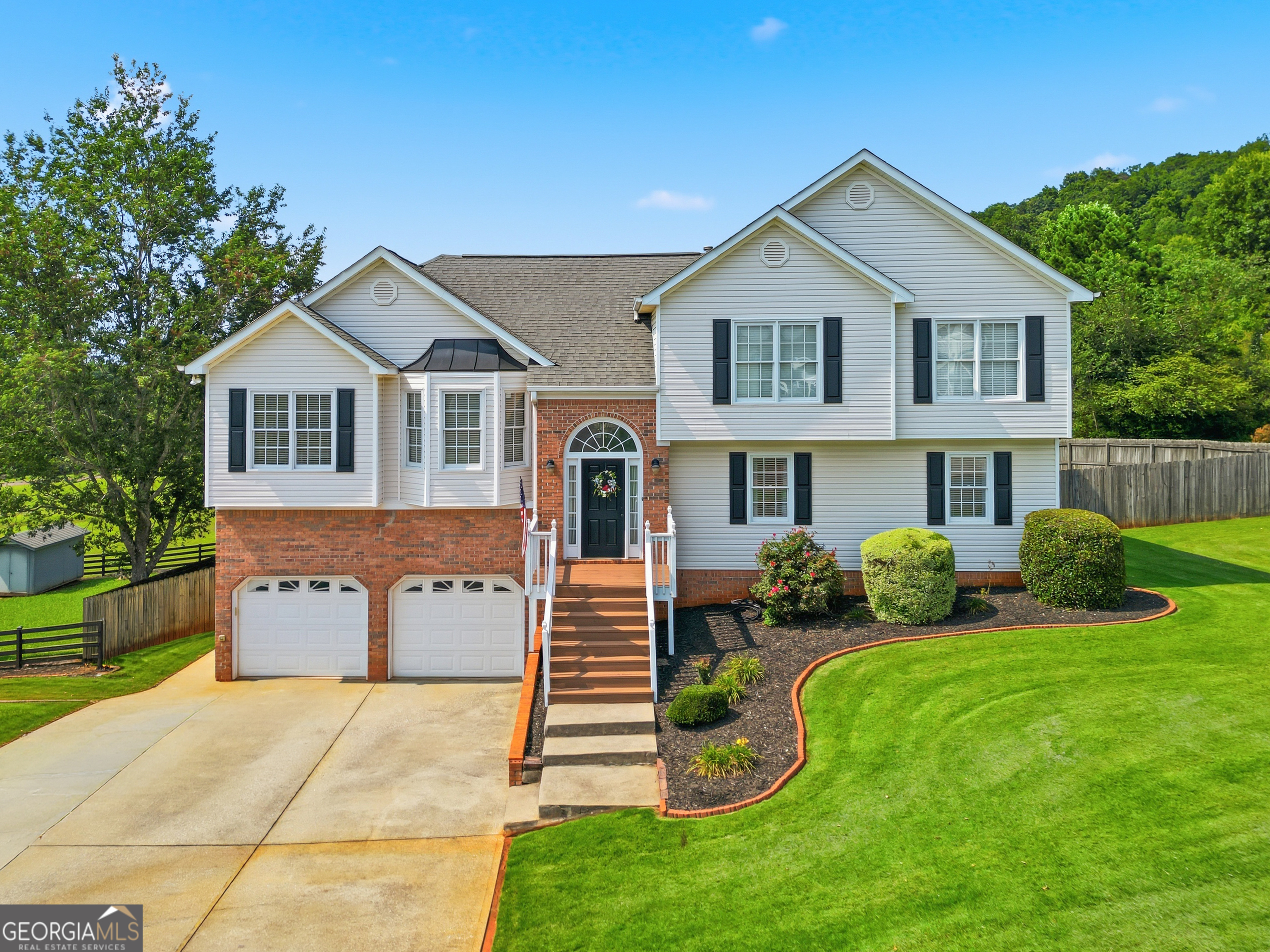 6 Cain Drive Property Photo 1
