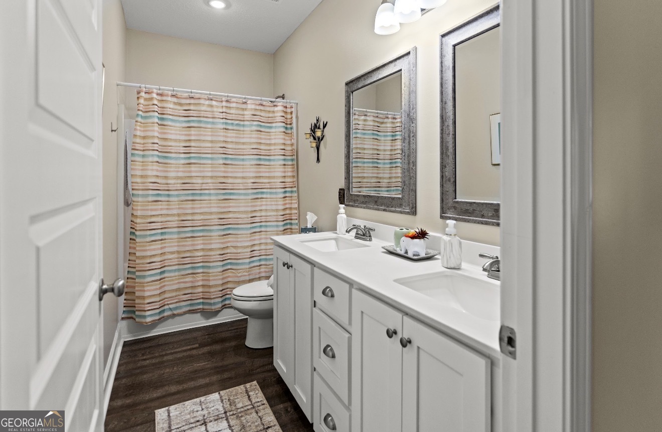 105 Bluff Oak Drive Property Photo 20