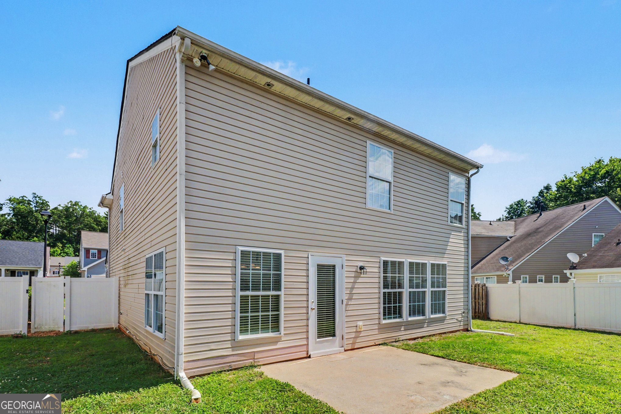 48 Chalet Crossing Property Photo 15