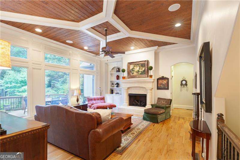1900 Danforth Pointe Drive Ne Property Photo 25
