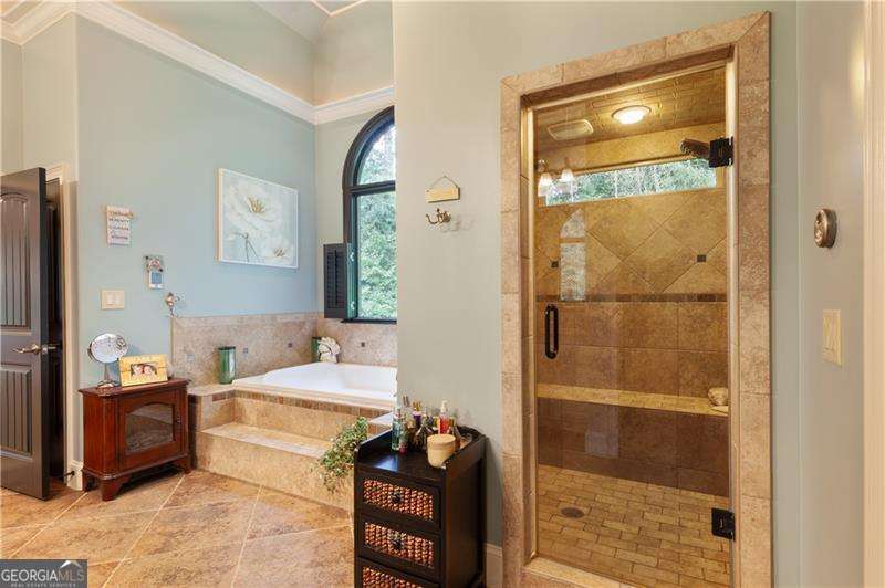 1900 Danforth Pointe Drive Ne Property Photo 35
