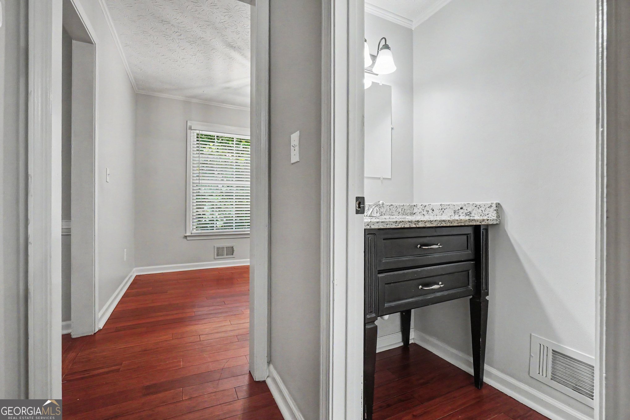 30 Flint Ridge Drive Se Property Photo 11