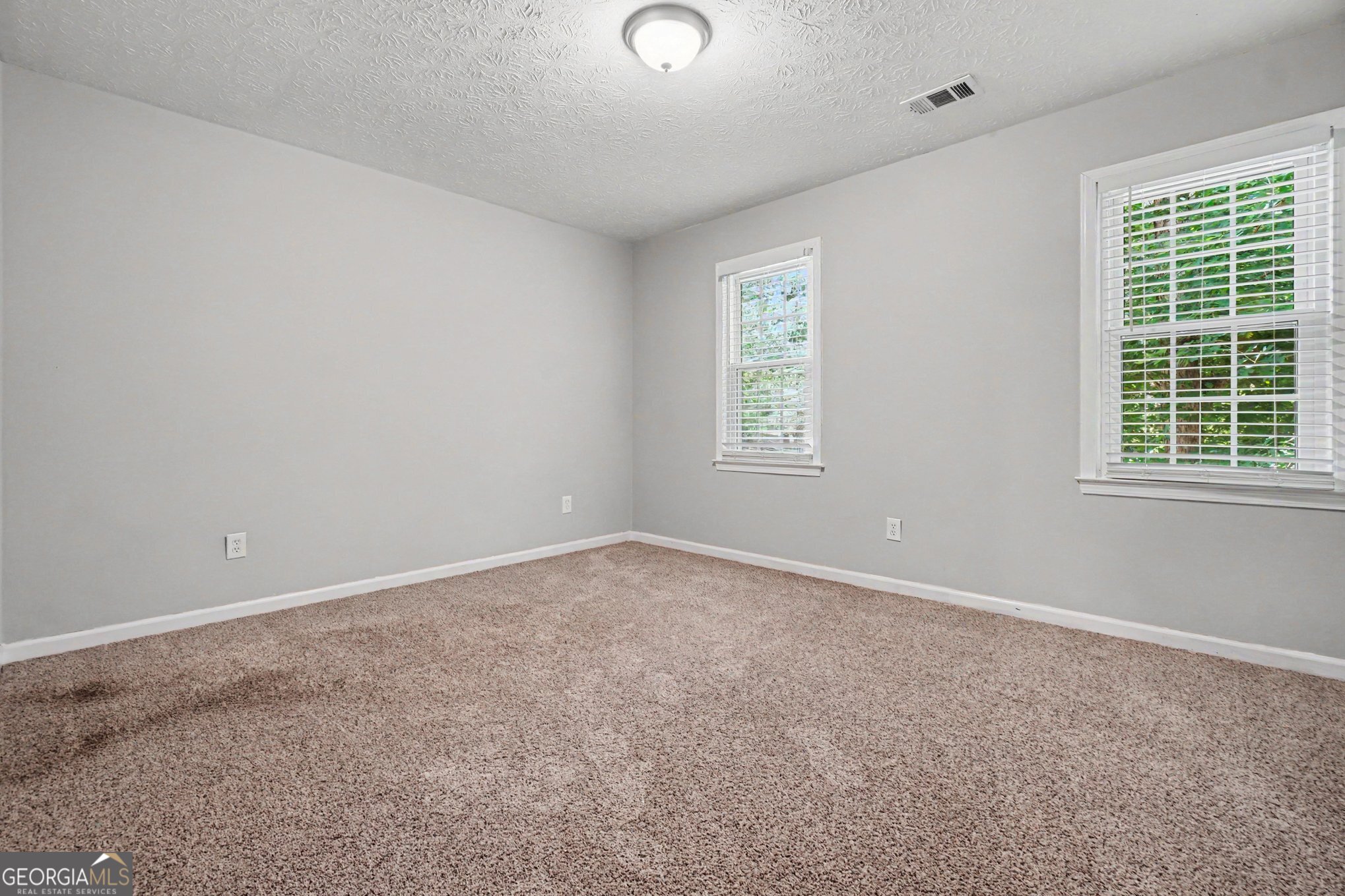 30 Flint Ridge Drive Se Property Photo 14