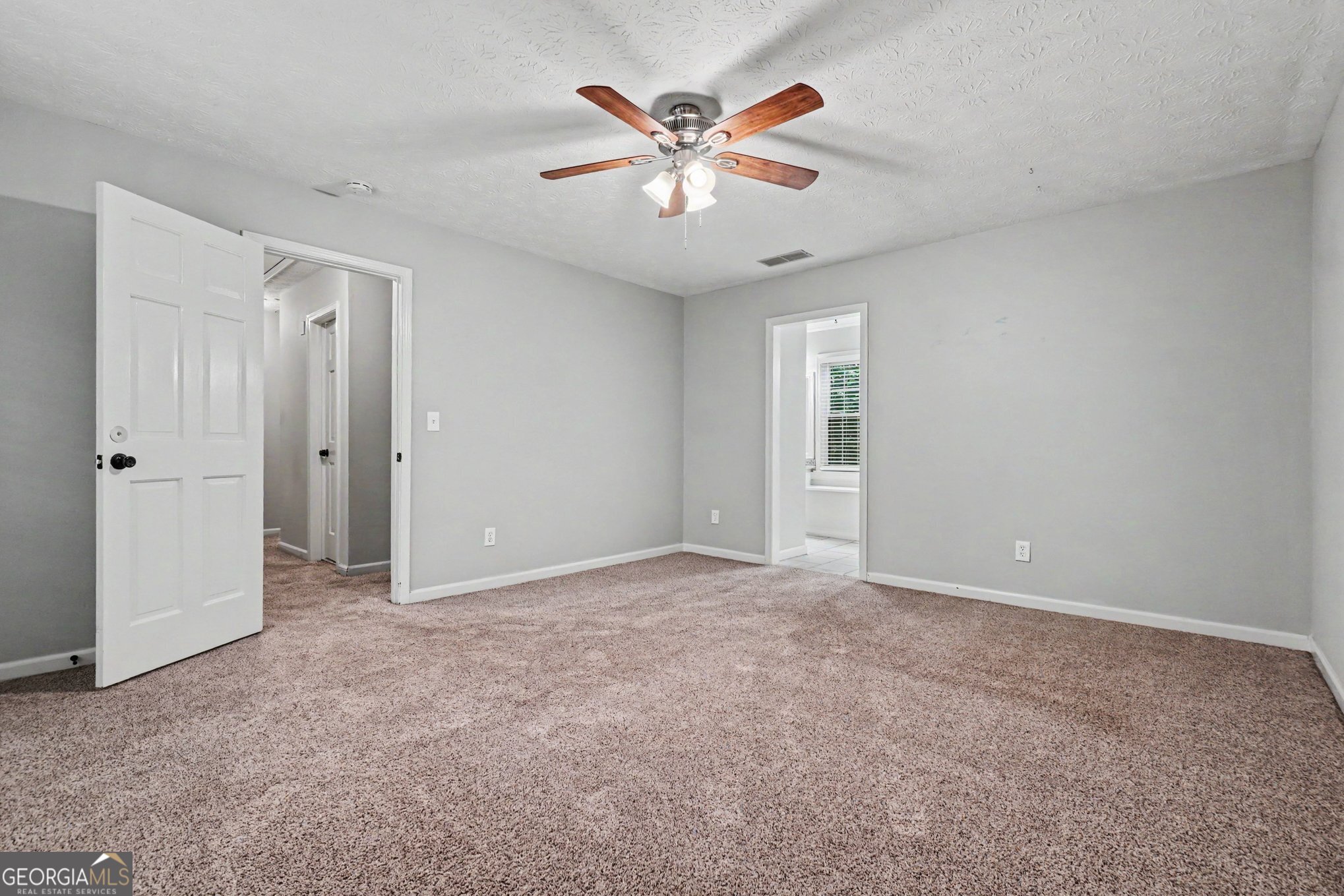 30 Flint Ridge Drive Se Property Photo 15